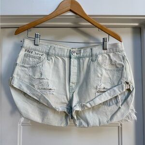 One x One Teaspoon Jean Short